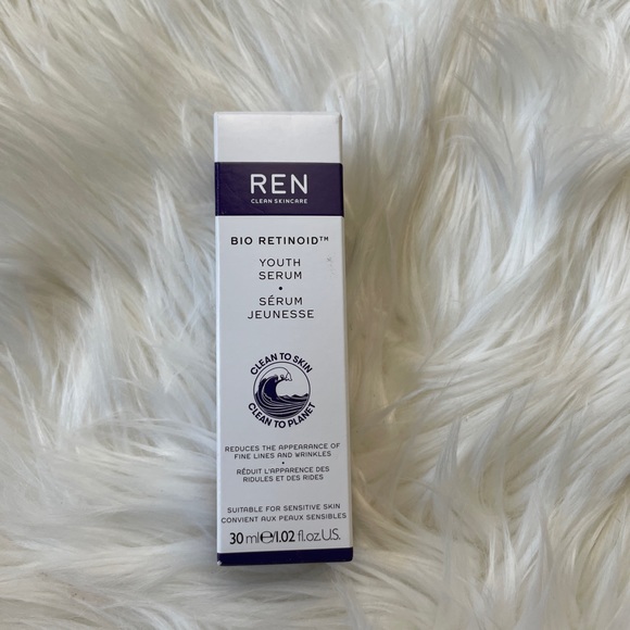 REN Clean Skincare
Bio Retinoid™ Youth Serum - Picture 3 of 10